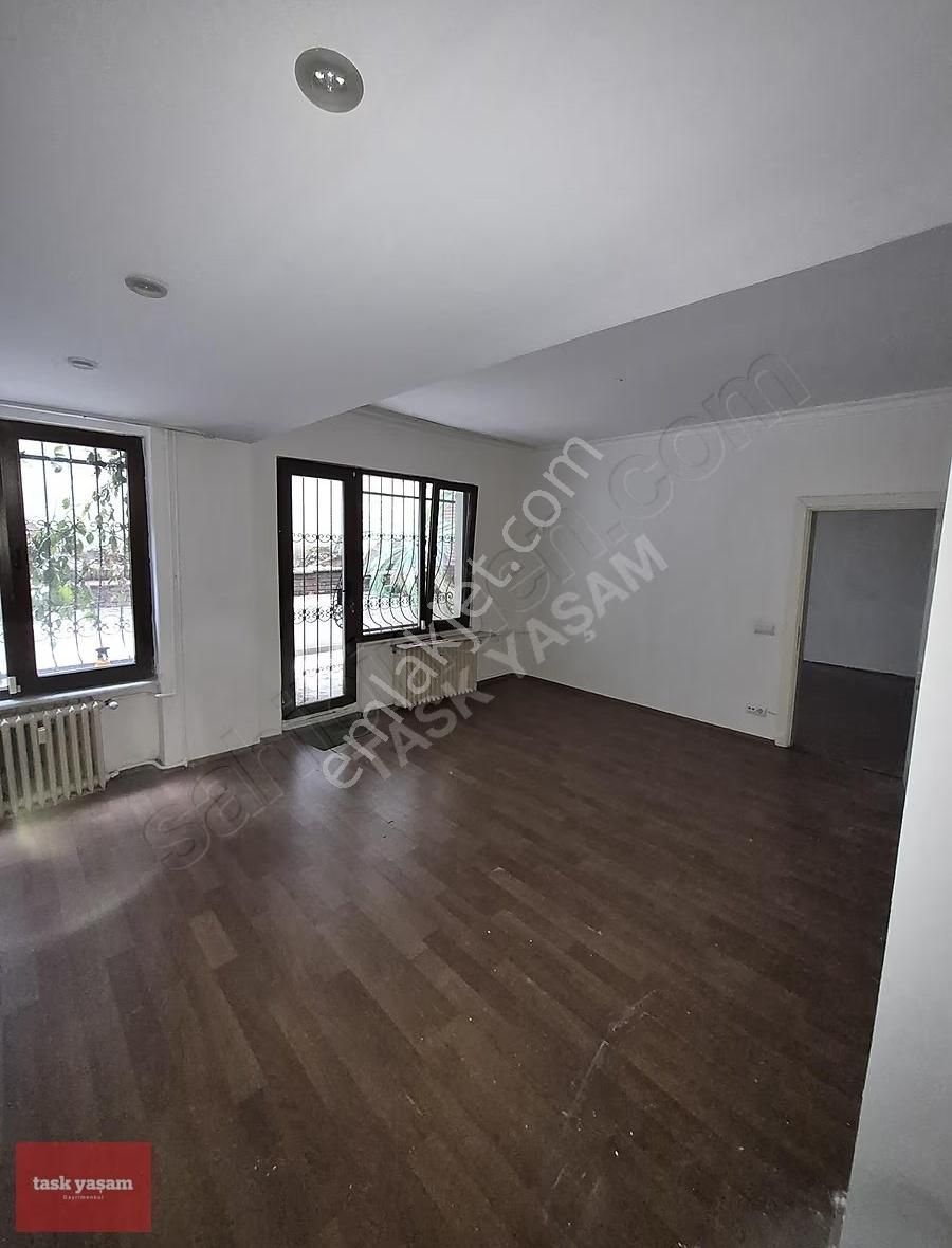 Nişantaşı Amerikan Hastanesi Yanı 2+1 Kiralık Ferah Bahçe Katı - Görsel 11