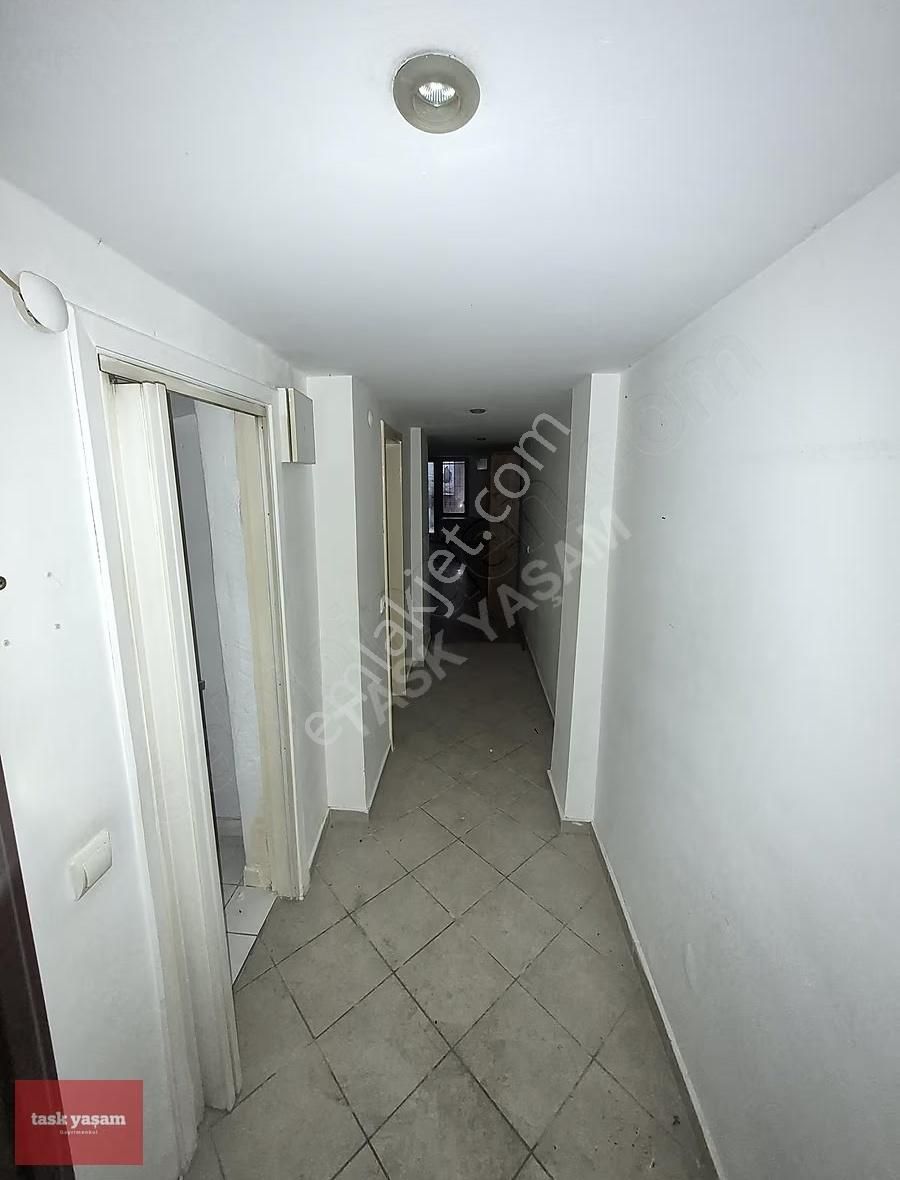 Nişantaşı Amerikan Hastanesi Yanı 2+1 Kiralık Ferah Bahçe Katı - Görsel 13