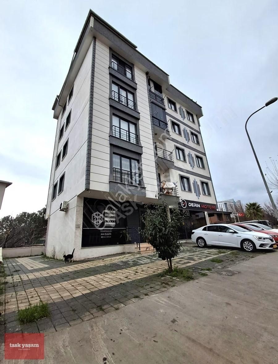 Pendik Fevzi Çakmak Mah Harika Konumda Satılık 2+1 Daire - Görsel 4