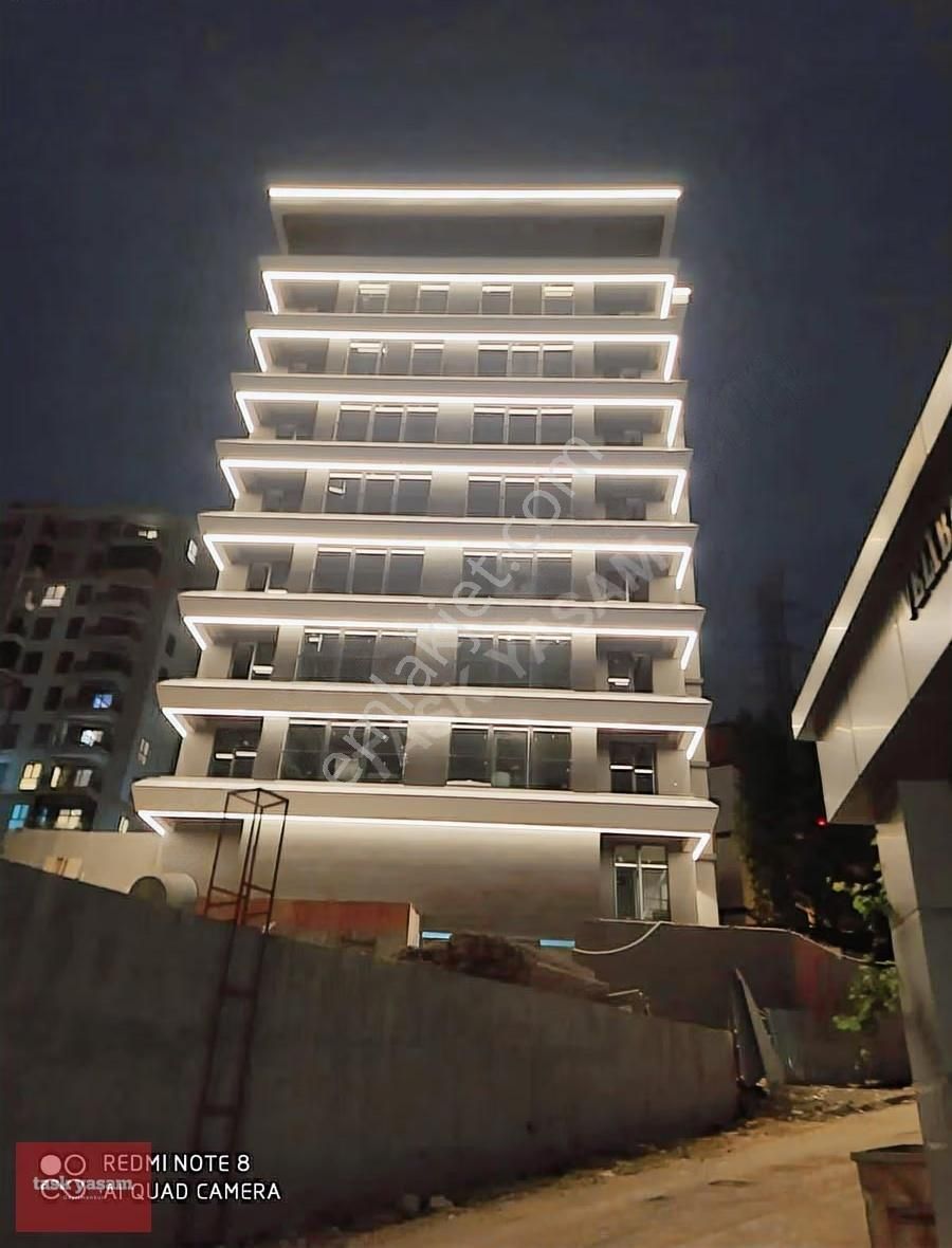 Pendik Velibaba Mah Deniz Manzaralı Satılık Lüks 3+1 Daire