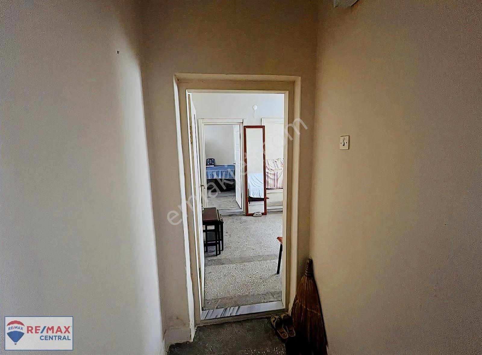 Remax Central'dan Ulaş Merkez'de Yüksek Arsa Paylı Satılık Daire - Görsel 2