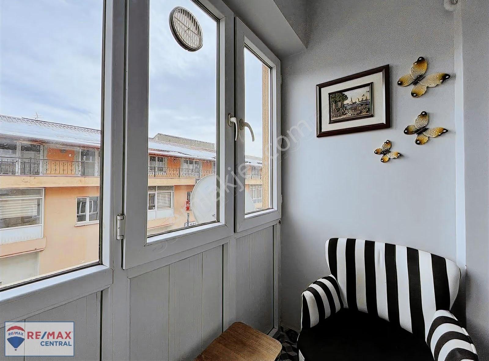 Remax Centralden Sivasın Kalbinde Satılık Şık Arakat Daire - Görsel 7