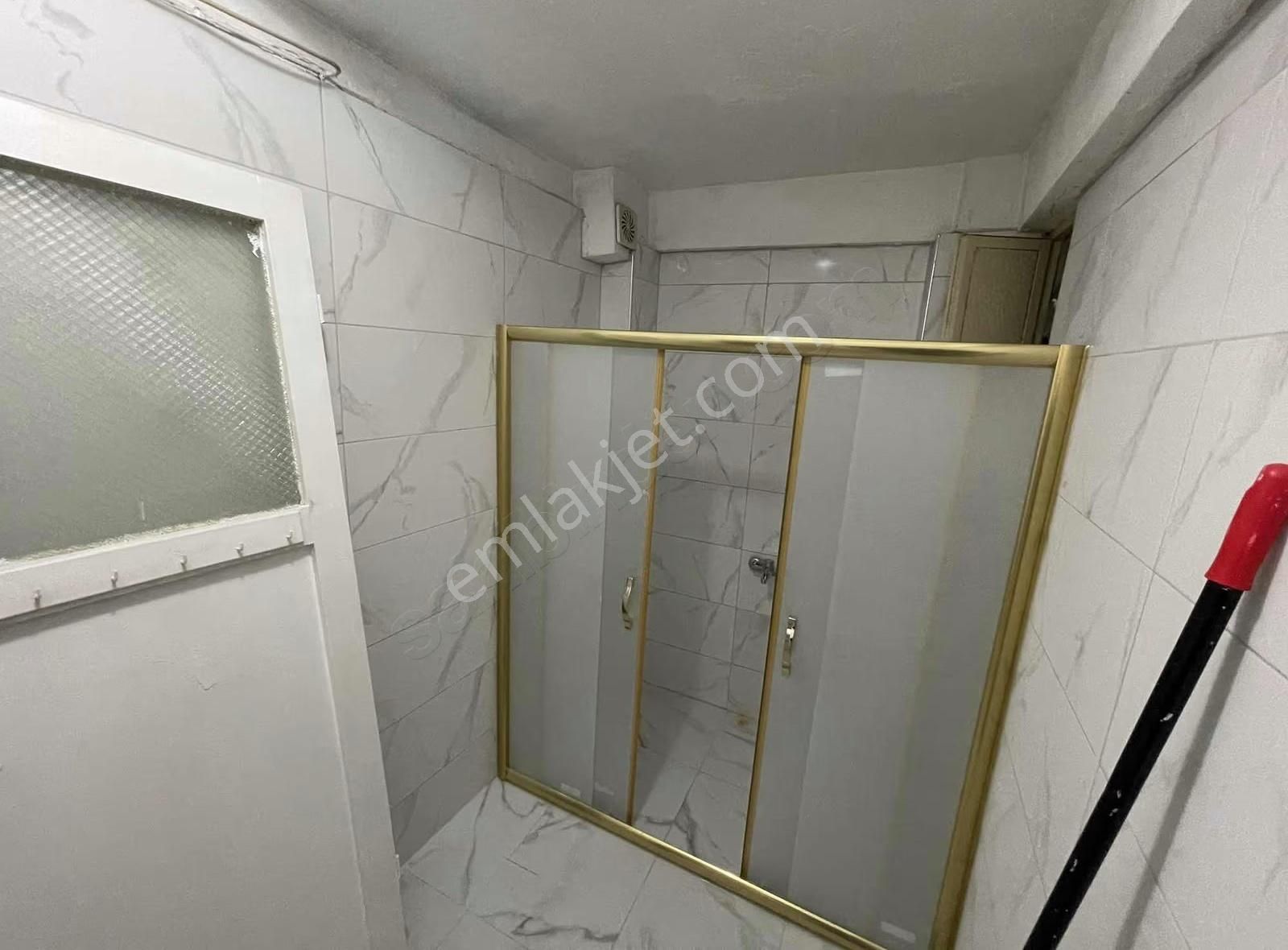 Bayrampaşa Yenidoğan Mah | 110 M² Asansörlü 2+1 Kiralık Daire! - Görsel 4