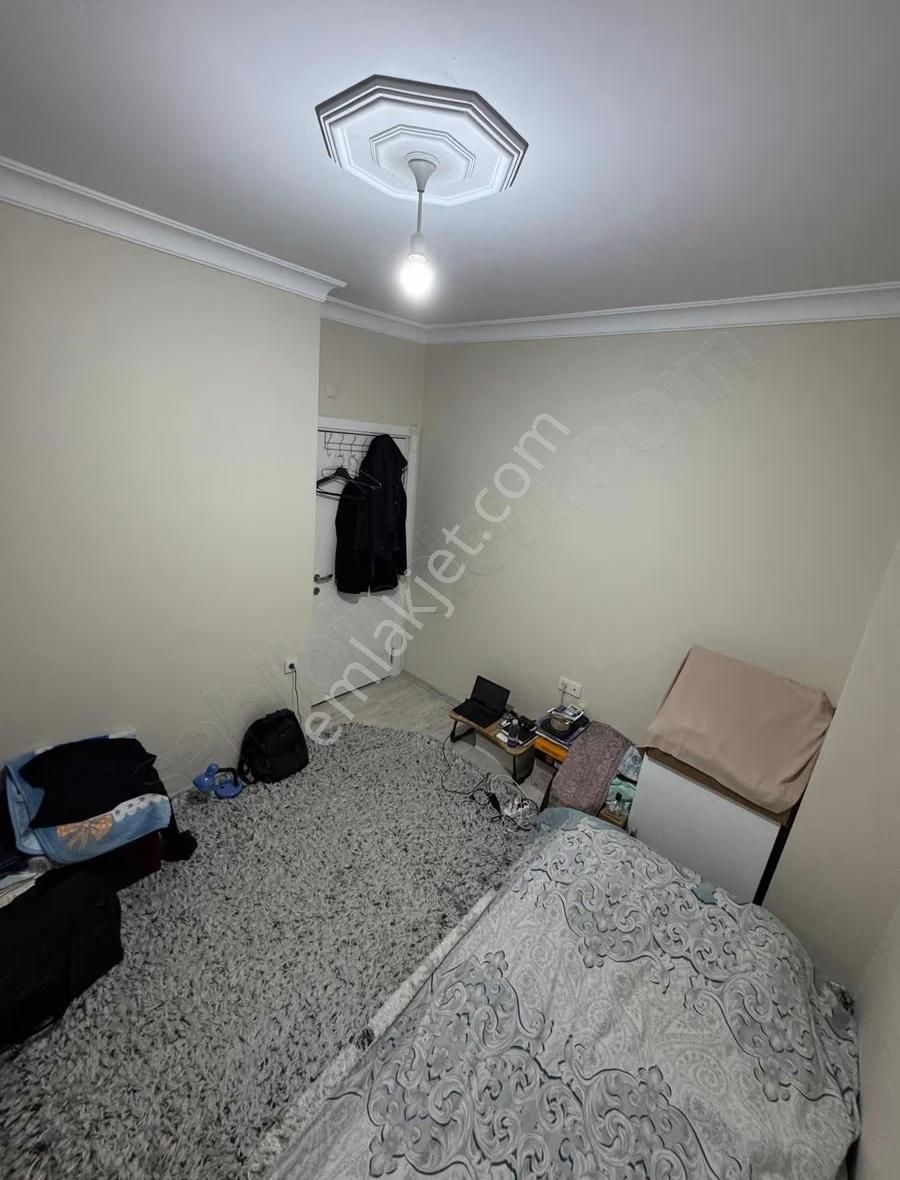 Bayrampaşa/vatan Mahallesinde Yüksek Giriş 3 Senelik Daire - Görsel 3