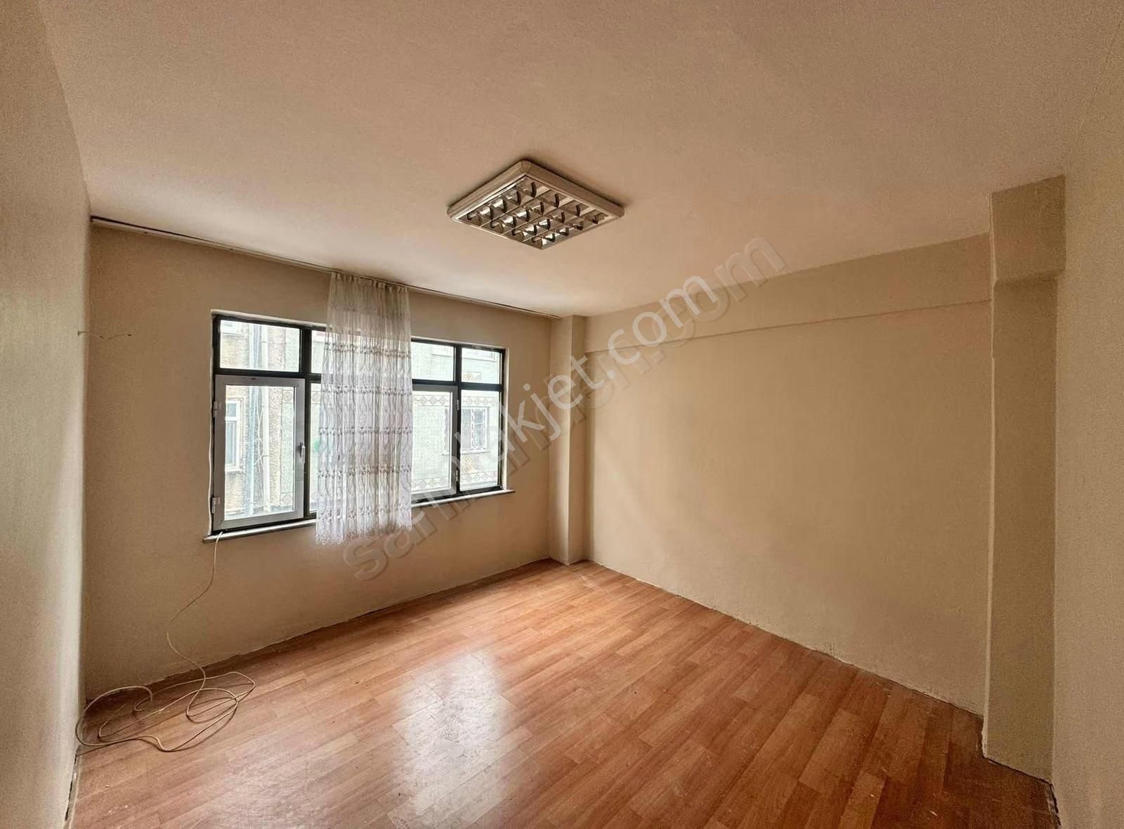 Bayrampaşa Vatan Mah. Esenler Cad. De Kiralık Daire - Görsel 7