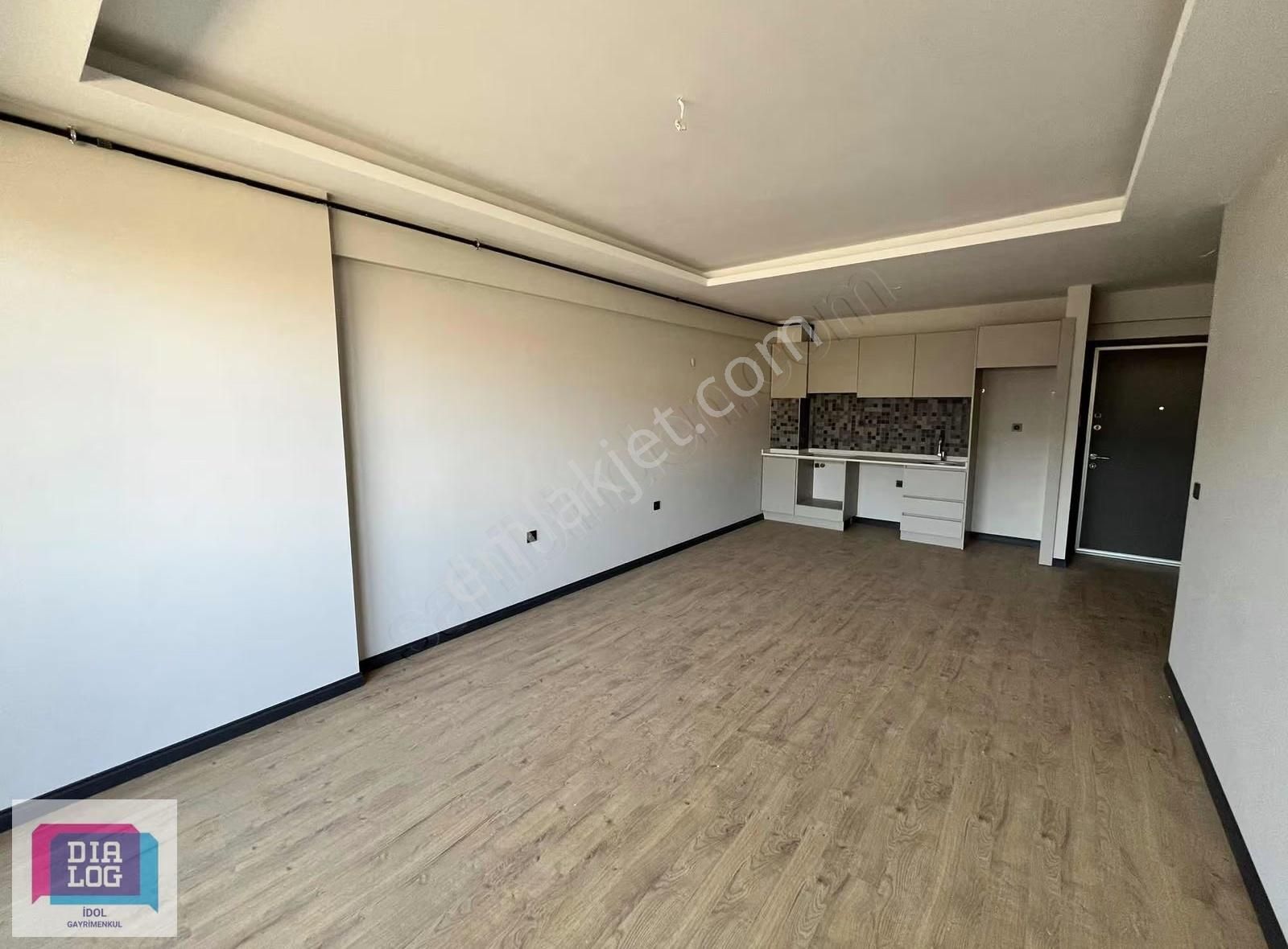 Odunluk Lefkoşe Cd Üzeri Satılık Fırsat 1+1 Daire - Görsel 4