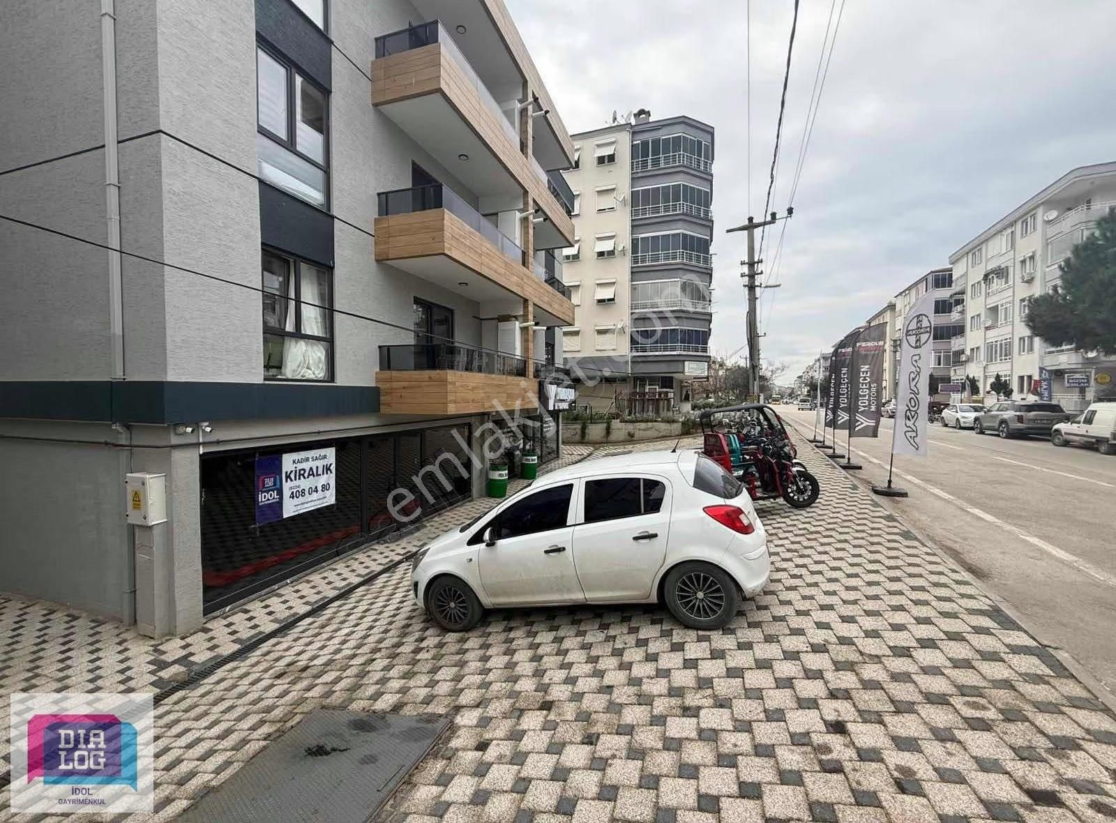 Güzelyalı Yalı Cd Üzeri Kiralık Dükkan - Görsel 5