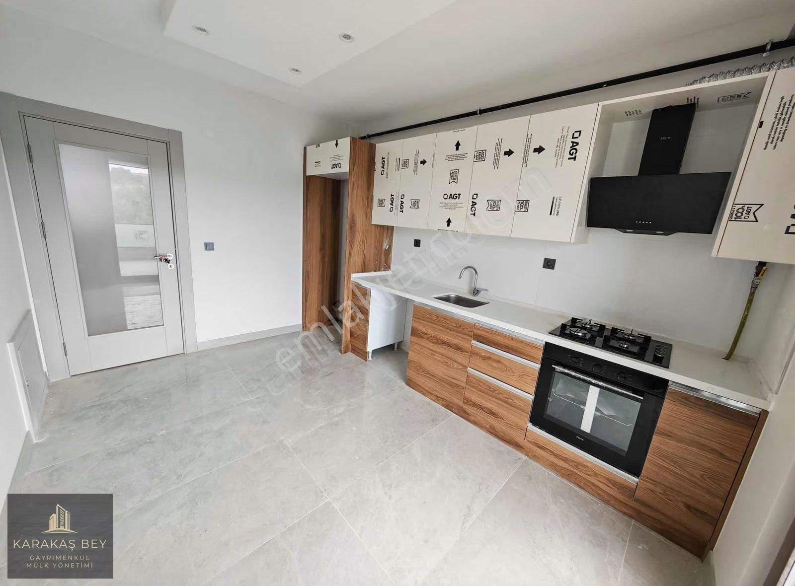 30 Ağustos Zafer Satılık 3+1 Ara Kat Daire