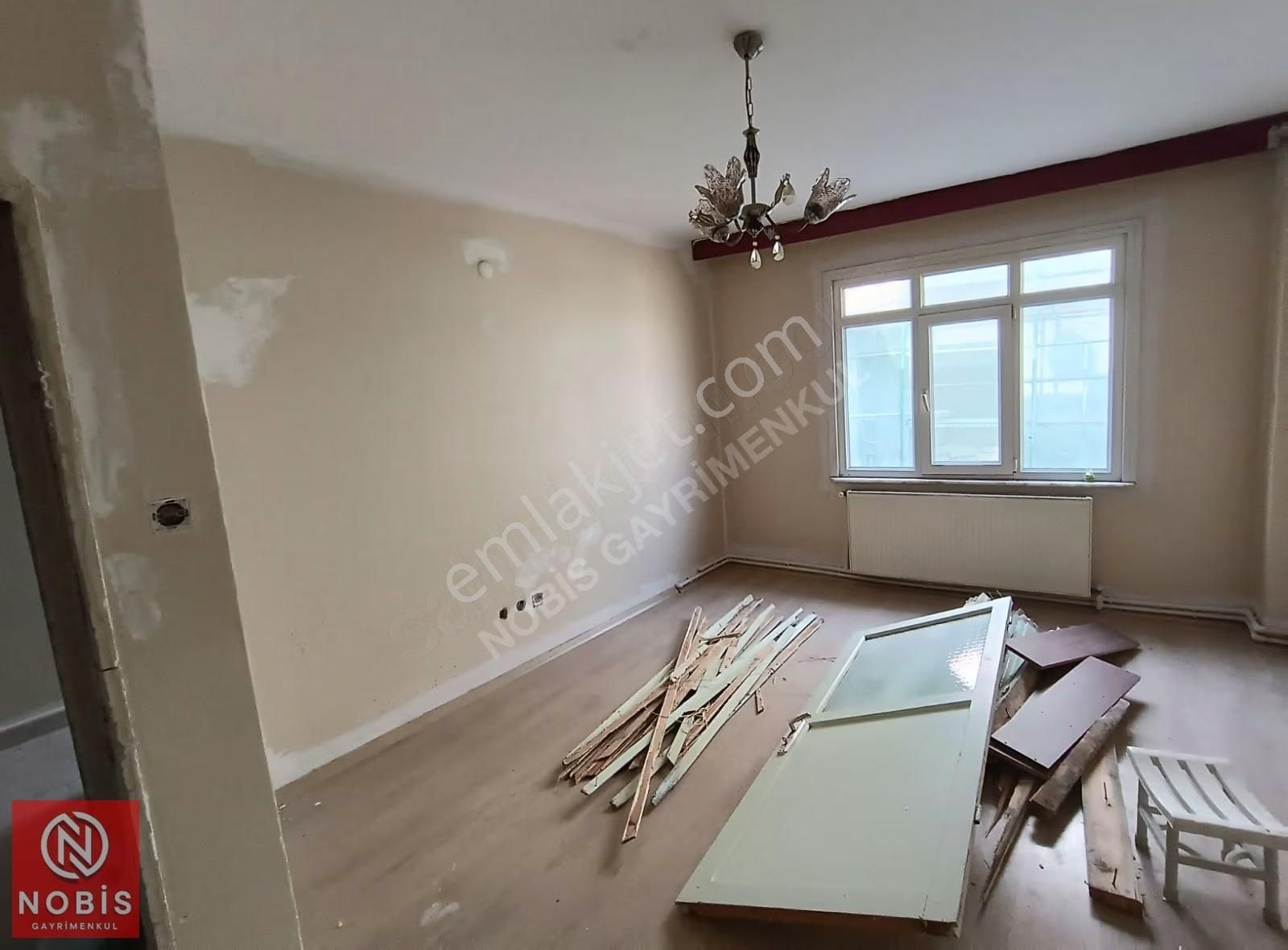 Üsküdar Merkezde Dubleks Tapulu Fırsat+avantaj