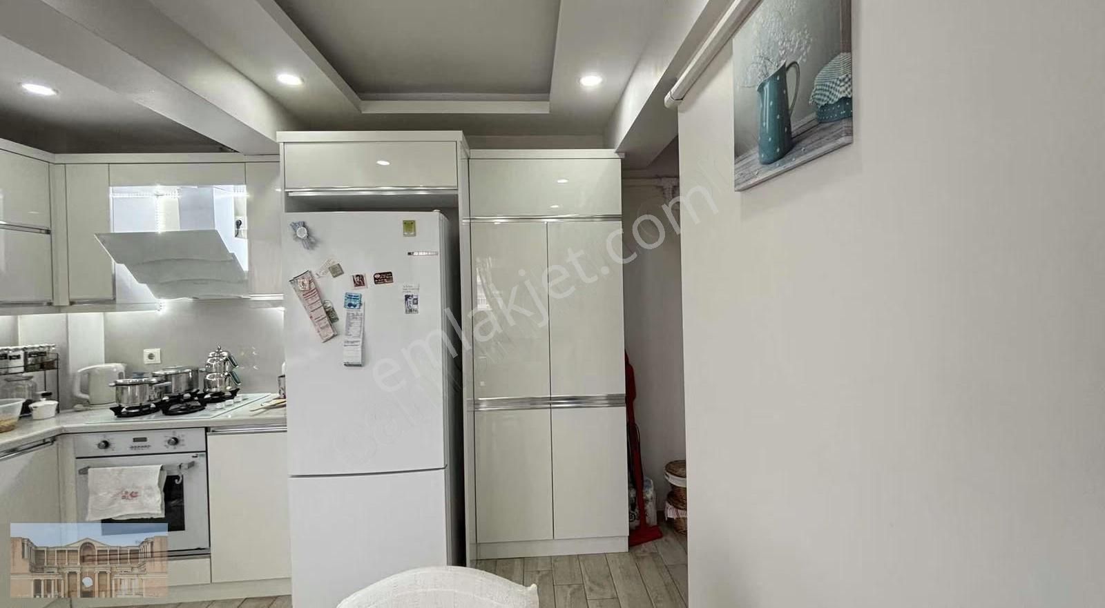 Avar Caddesi Civarında Park Cepheli Satılık 3+1 Daire!! - Görsel 5