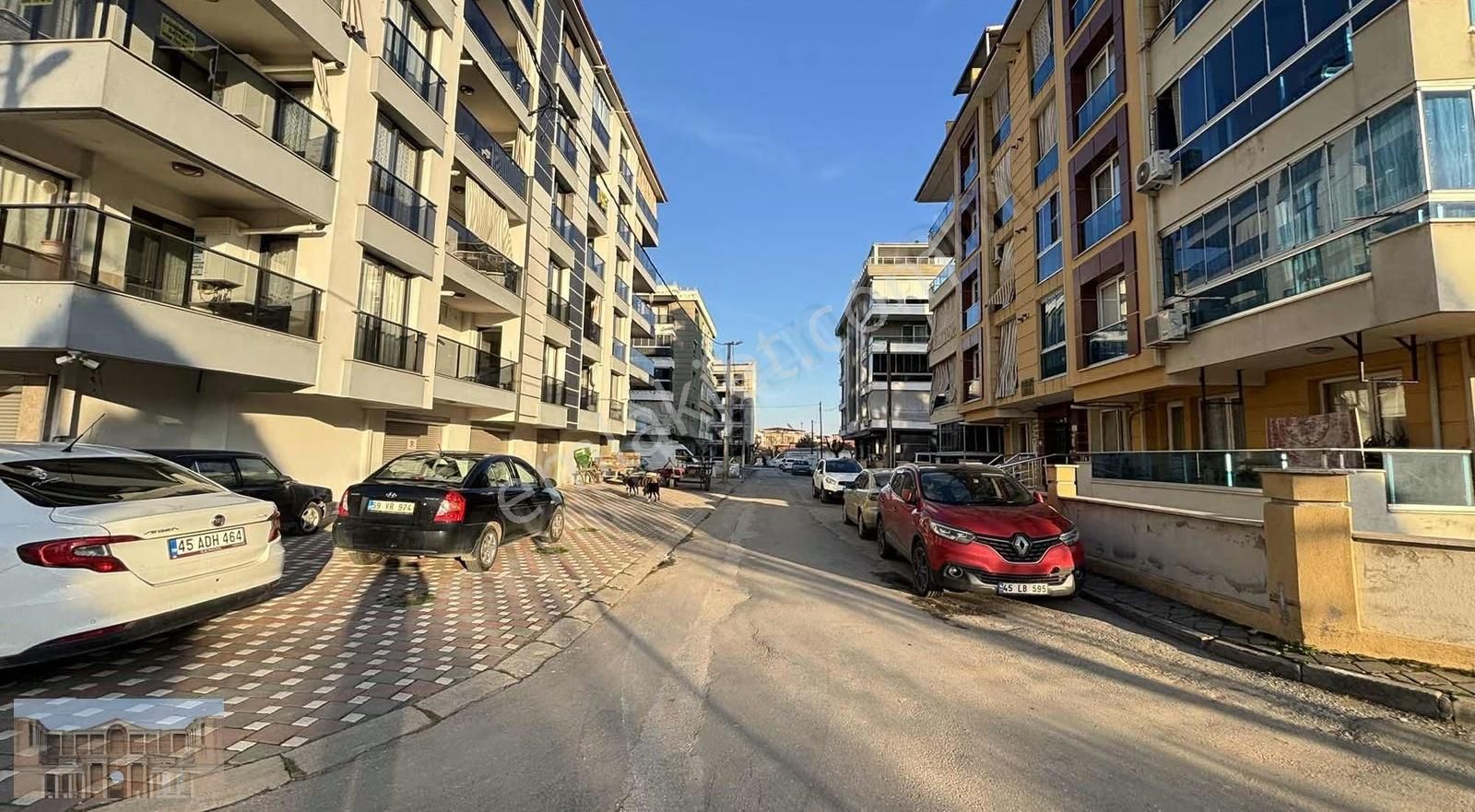 Avar Caddesi Civarında Park Cepheli Satılık 3+1 Daire!! - Görsel 4