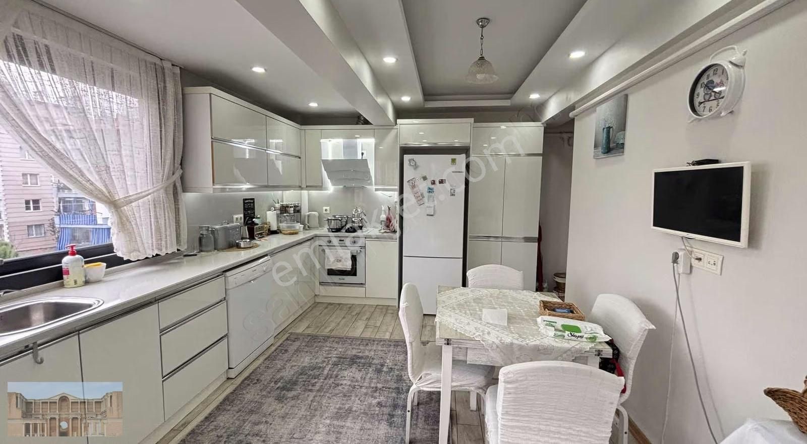 Avar Caddesi Civarında Park Cepheli Satılık 3+1 Daire!! - Görsel 35