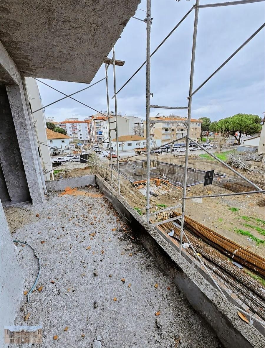 Satılık Avarda 3+1 135 M2 Giyinme Odalı Lüks Ara Kat - Görsel 13