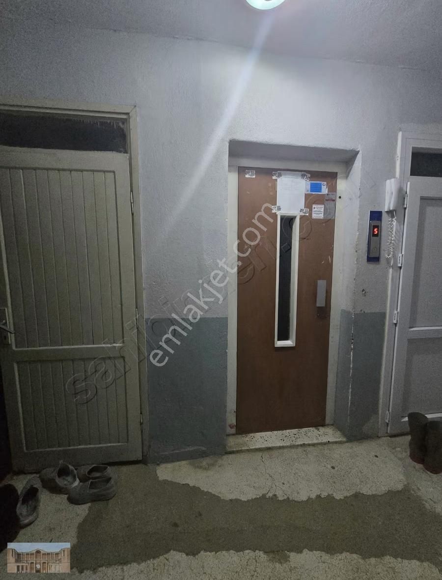 Satılık Gökçepınarda 3+1 160m2 Doğalgazlı Geniş Fırsat Daire - Görsel 15