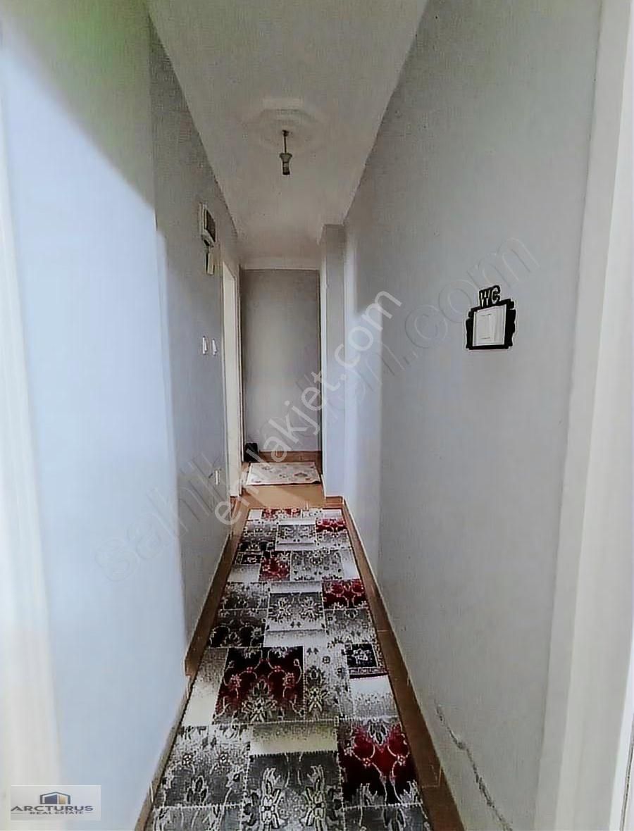 Esenyurt Hürriyet Mahallesi'nde 2+1 Satılık Ara Kat - Görsel 3