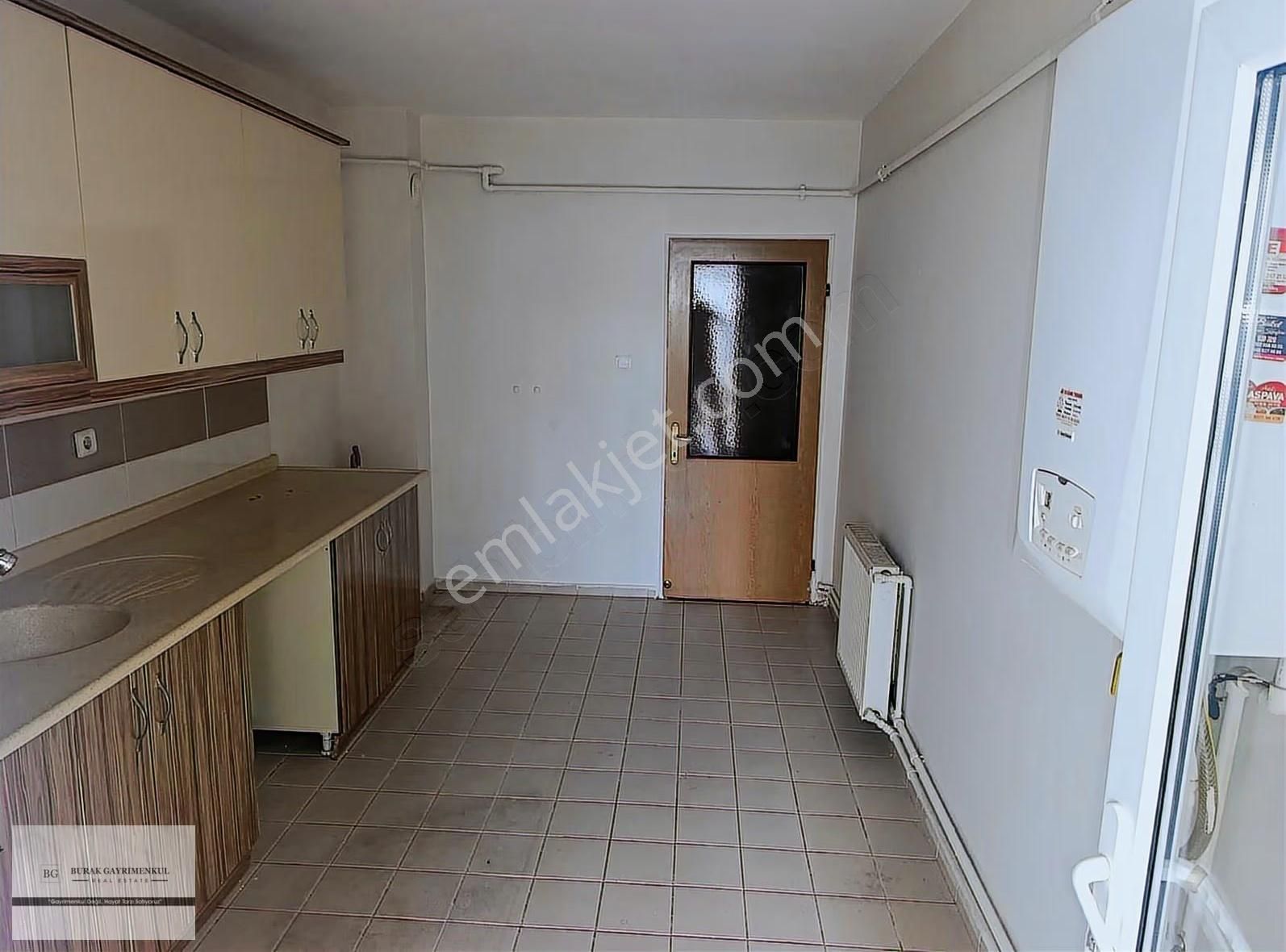 Şeyh Şamil C Üzeri Site İçerisinde Kat Konumunda Yapılı Giriş - Görsel 33