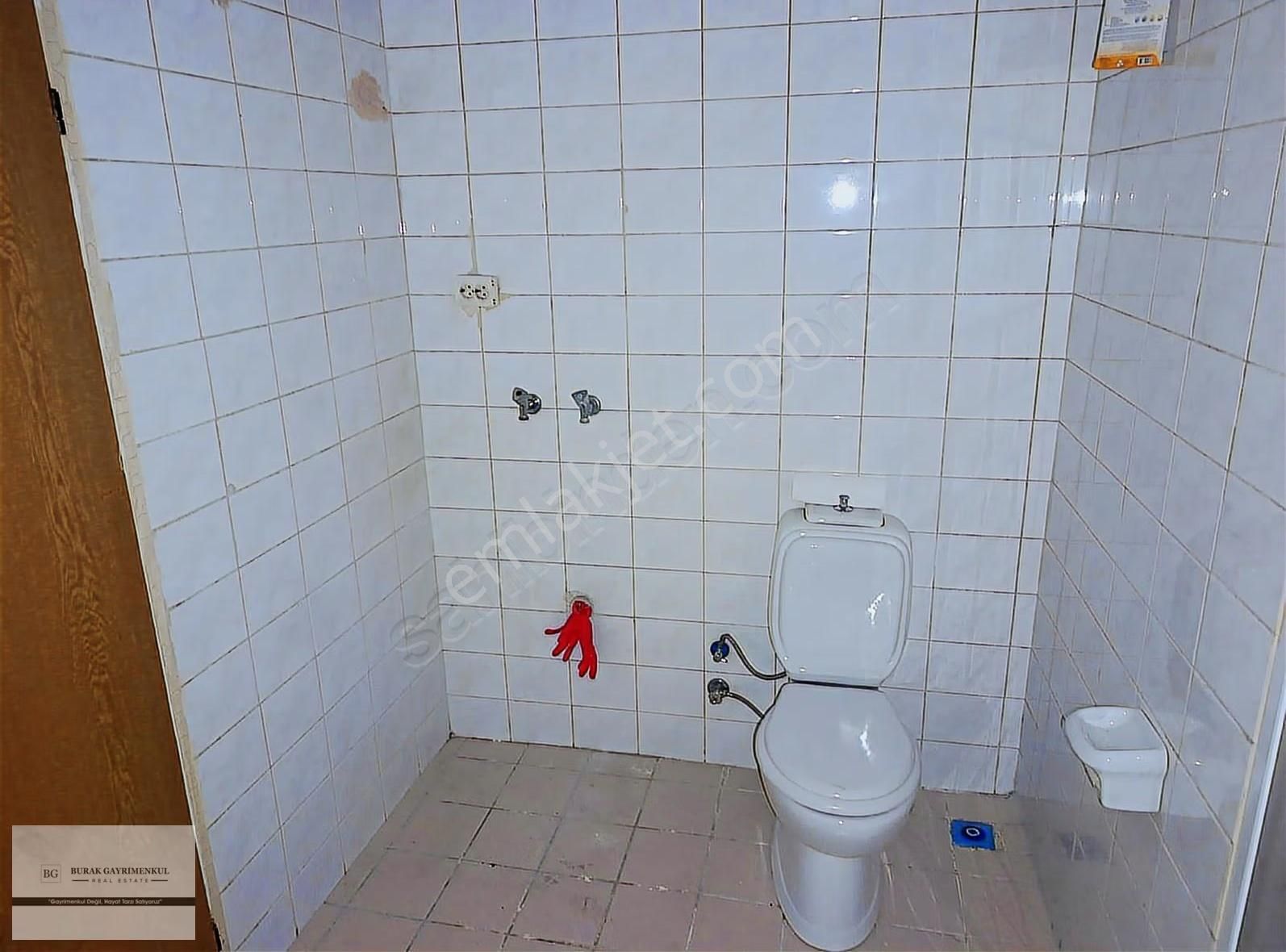 Şeyh Şamil C Üzeri Site İçerisinde Kat Konumunda Yapılı Giriş - Görsel 8