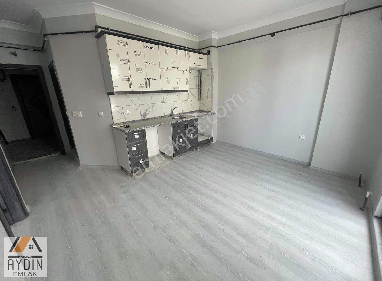 Aydın Emlak'tan Kaytazdere'de Havuzlu Sitede Satılık Daire