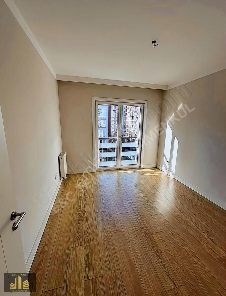 Tema İstanbul 1,de Satılık 4+1 196 M2 Boş Teslim Daire - Görsel 16