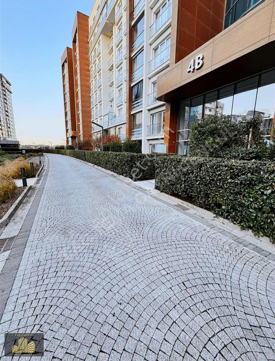 E&c Tema İstanbul'1,de Kiralık Bahçekatı 4+1 202 M2 Boşş Daire - Görsel 13