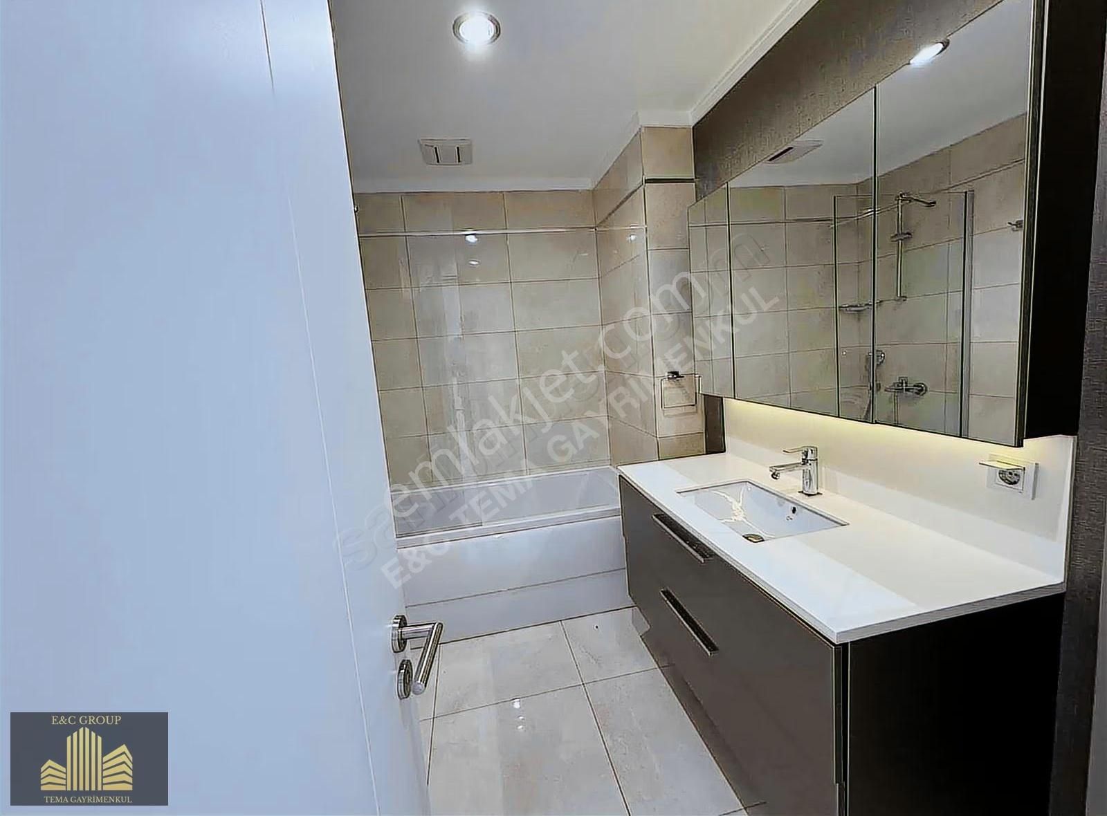 E&c Temam İstanbul 1,kiralık World Manzaralı 3+1 160m2 Daire - Görsel 8