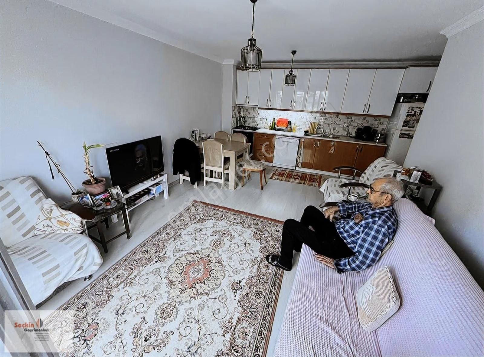 Maltepe Zümrütevlerde 2+1 Full Eşyalı Kiralık Daire 4. Kat - Görsel 12