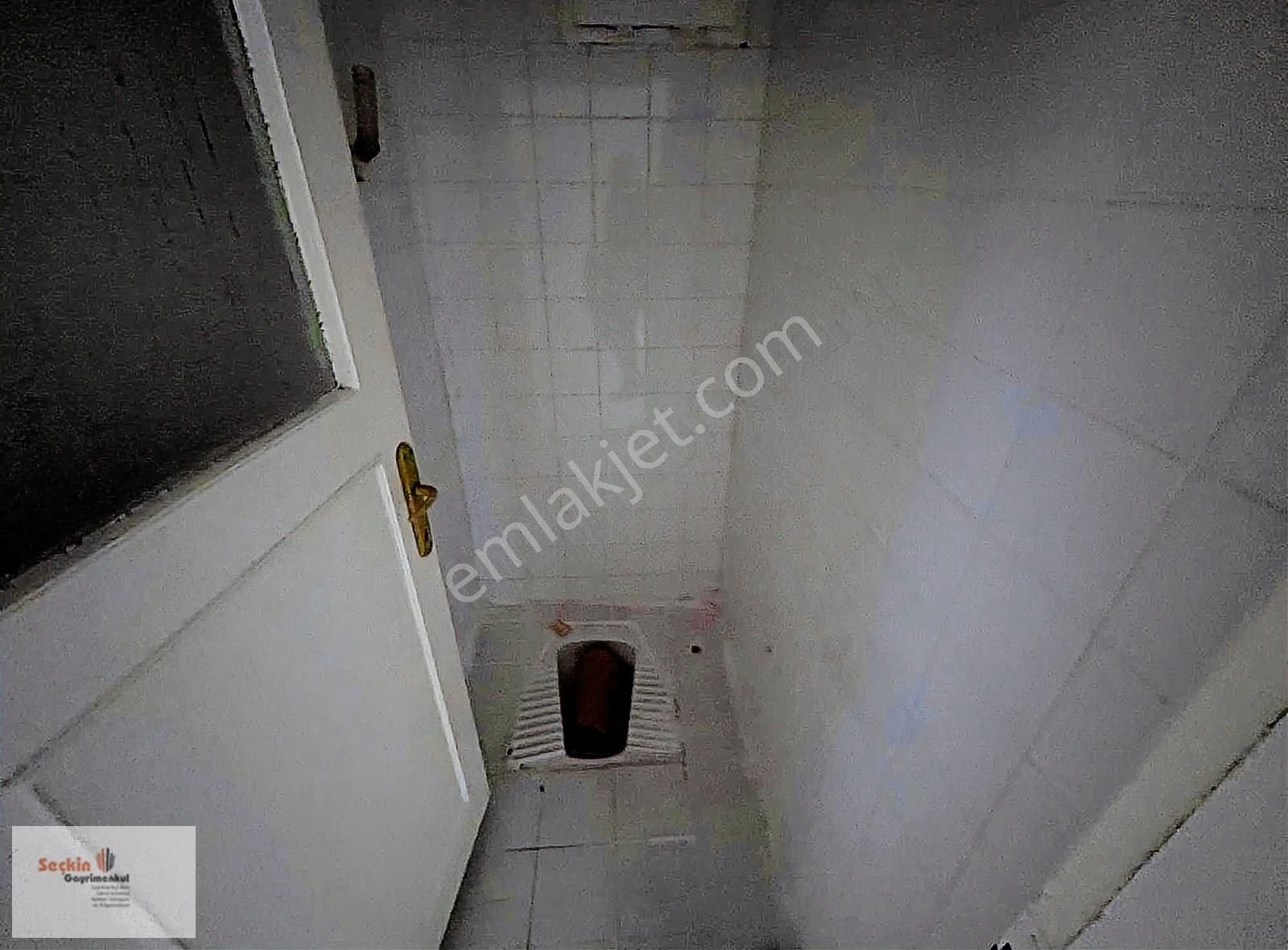 Maltepe Zümrütevlerde 3+1 2 Kat Güney Site İçerisinde - Görsel 6