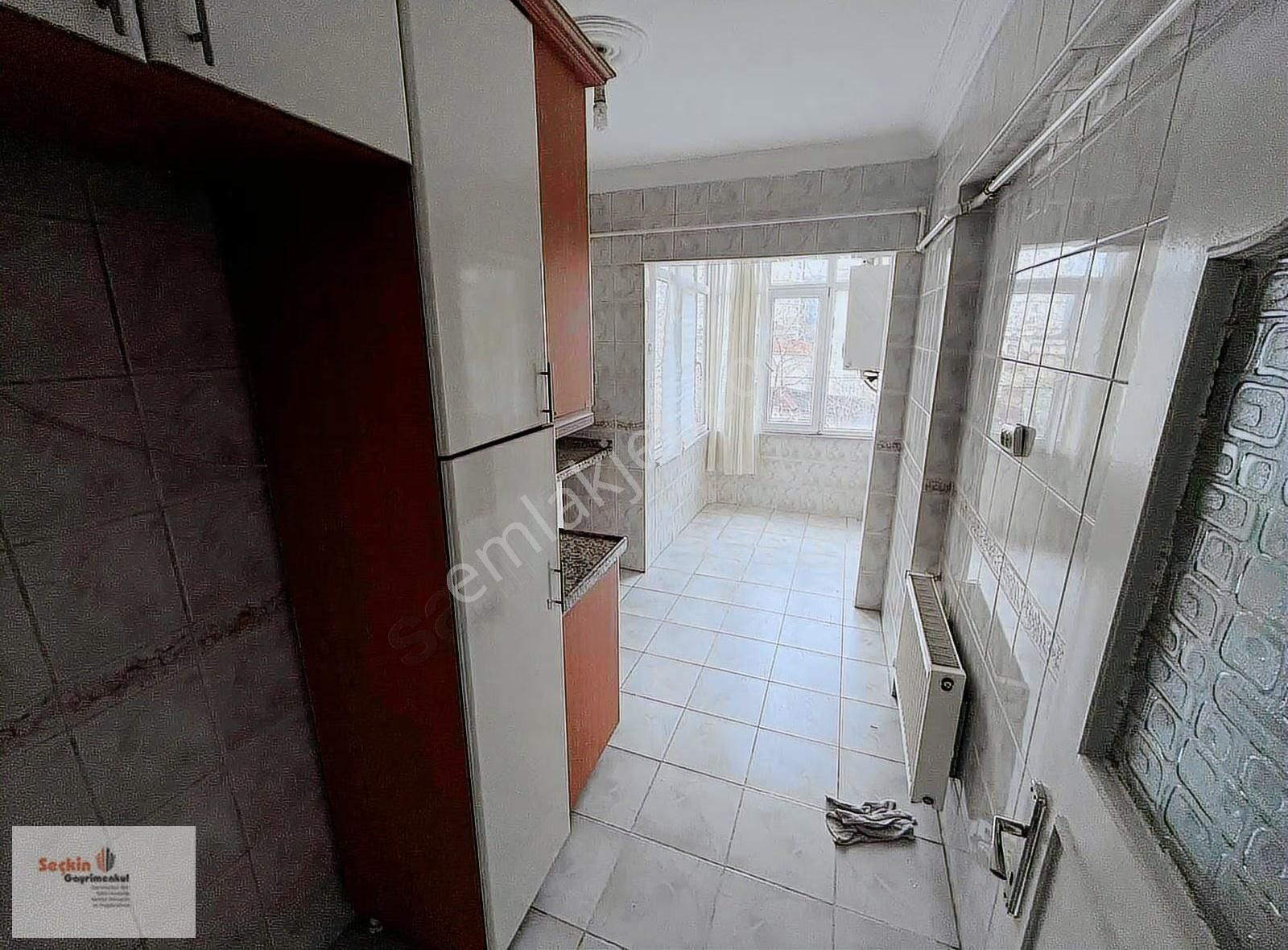 Maltepe Zümrütevlerde 3+1 2 Kat Güney Site İçerisinde - Görsel 26