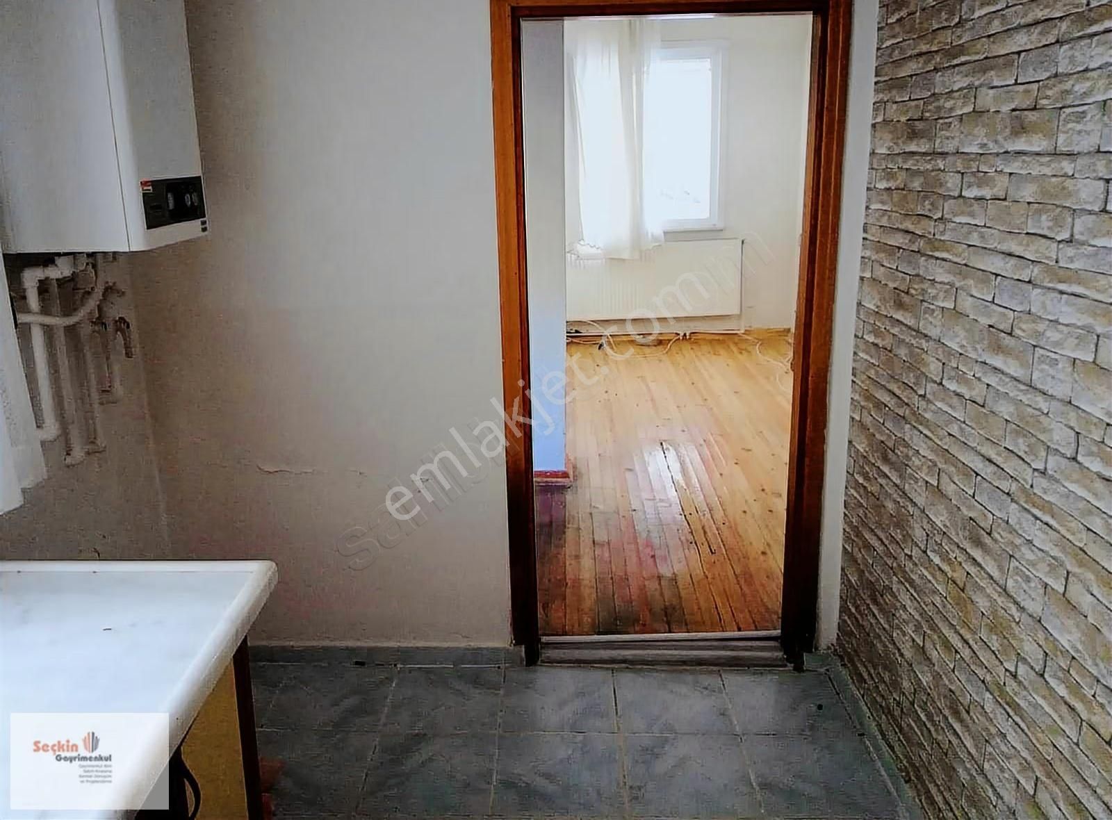 Maltepe Zümrütevlerde 2+1 Giriş Kat Güvenlikli Site İçerisinde - Görsel 11