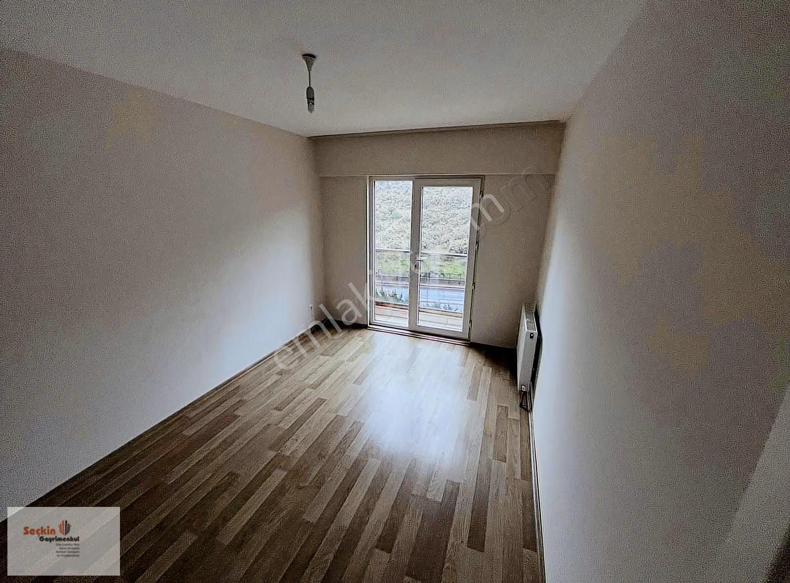 Maltepe Zümrütevlerde Full Ada Sitesi İçerisinde 2+1 80m2 Net - Görsel 13