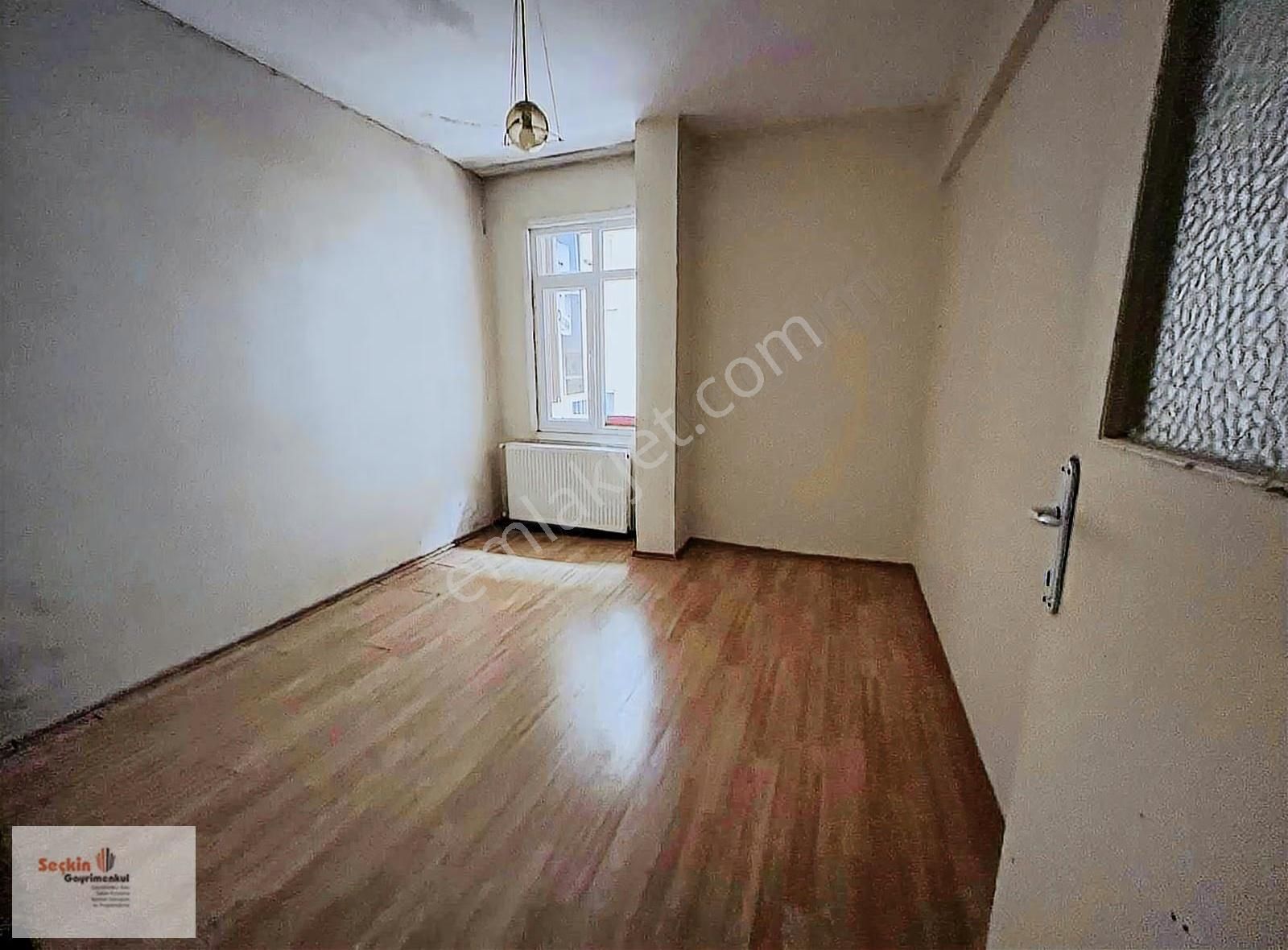 Maltepe Zümrütevlerde Metroya Yakın Cadde Üzeri 2+1 80m2 1.kat - Görsel 12