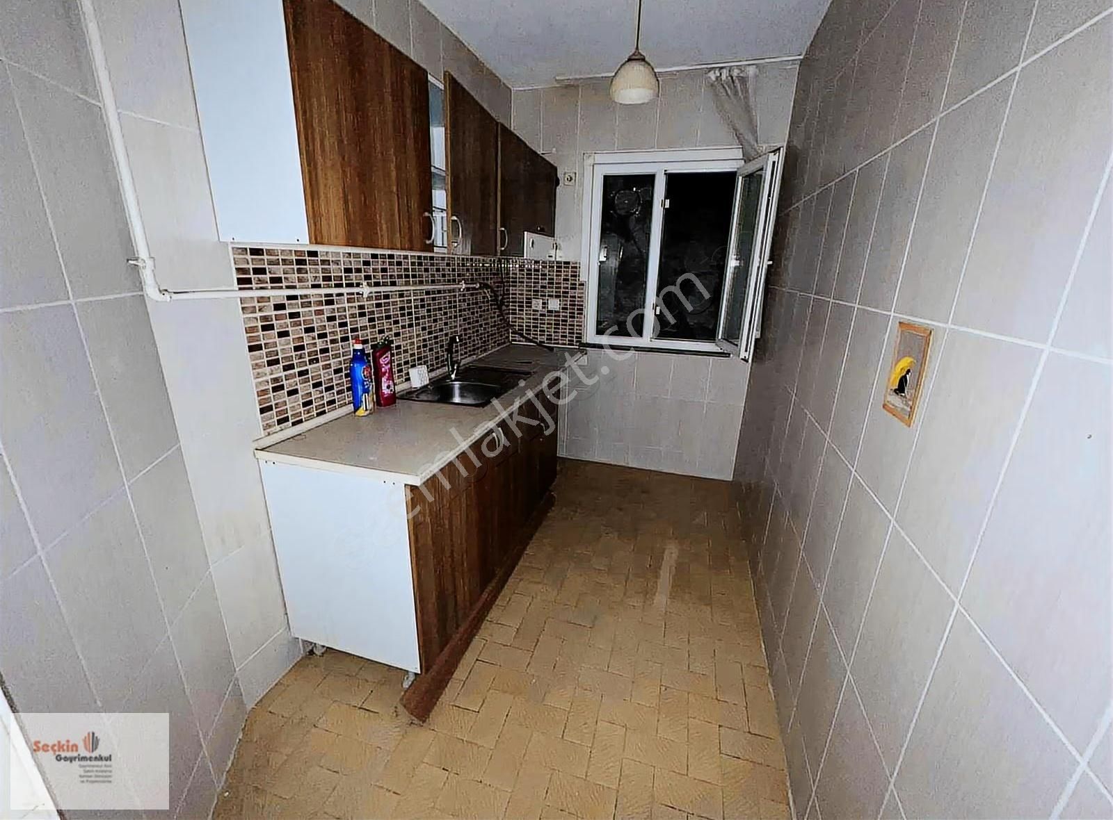 Maltepe Zümrütevlerde Metroya Yakın Cadde Üzeri 2+1 80m2 1.kat - Görsel 27