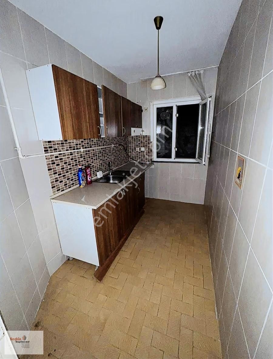 Maltepe Zümrütevlerde Metroya Yakın Cadde Üzeri 2+1 80m2 1.kat - Görsel 15