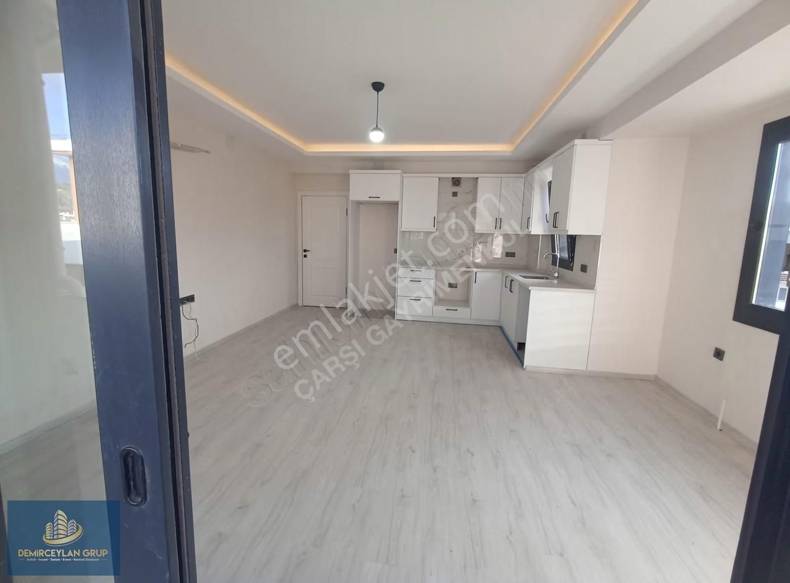 Seydikemer Merkezde Kiralık 2+1 Sıfır Çatı Dubleks Daire - Görsel 17