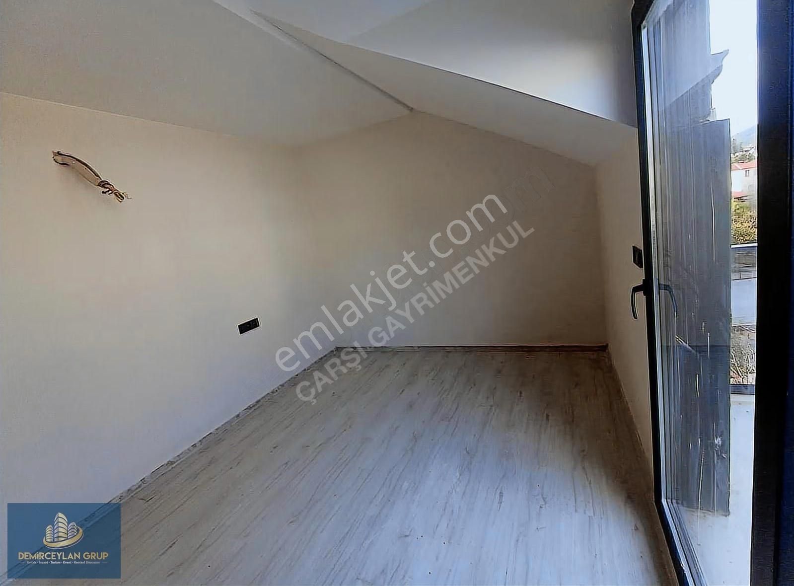Seydikemer Merkezde Kiralık 2+1 Sıfır Çatı Dubleks Daire - Görsel 15