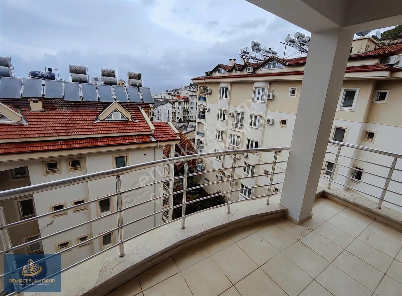 Fethiye Taşyaka'da Manzaralı 3+1 Çatı Dubleks