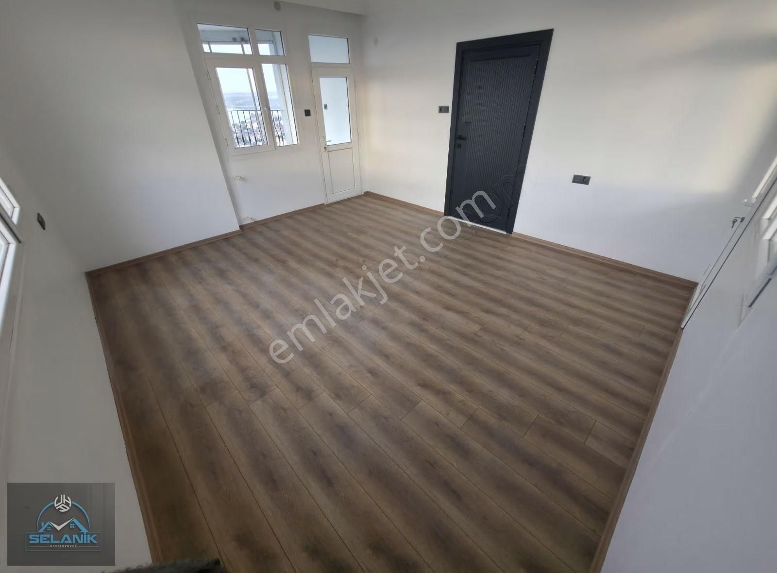 Panoromik Göl Manzarası 4+1 - Görsel 9