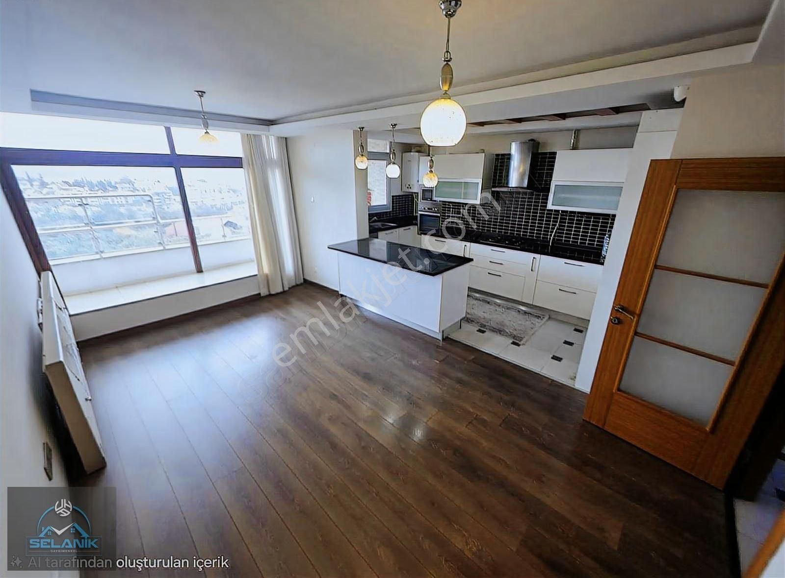 Panoramik Göl Manzarası 4+1