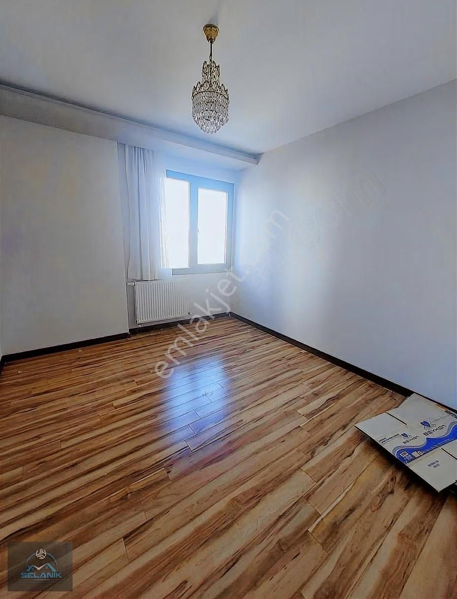 Selanik'ten Özel Güvenlikli Site İçerisinde Havuzlu 3+1+çb+go - Görsel 4