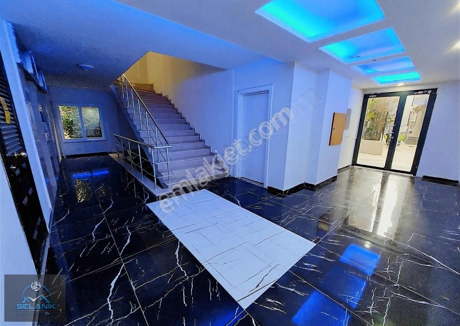 Selanik'ten Beyazevler De 1+1 Full Eşyalı Full Ekstralı Kiracılı - Görsel 6