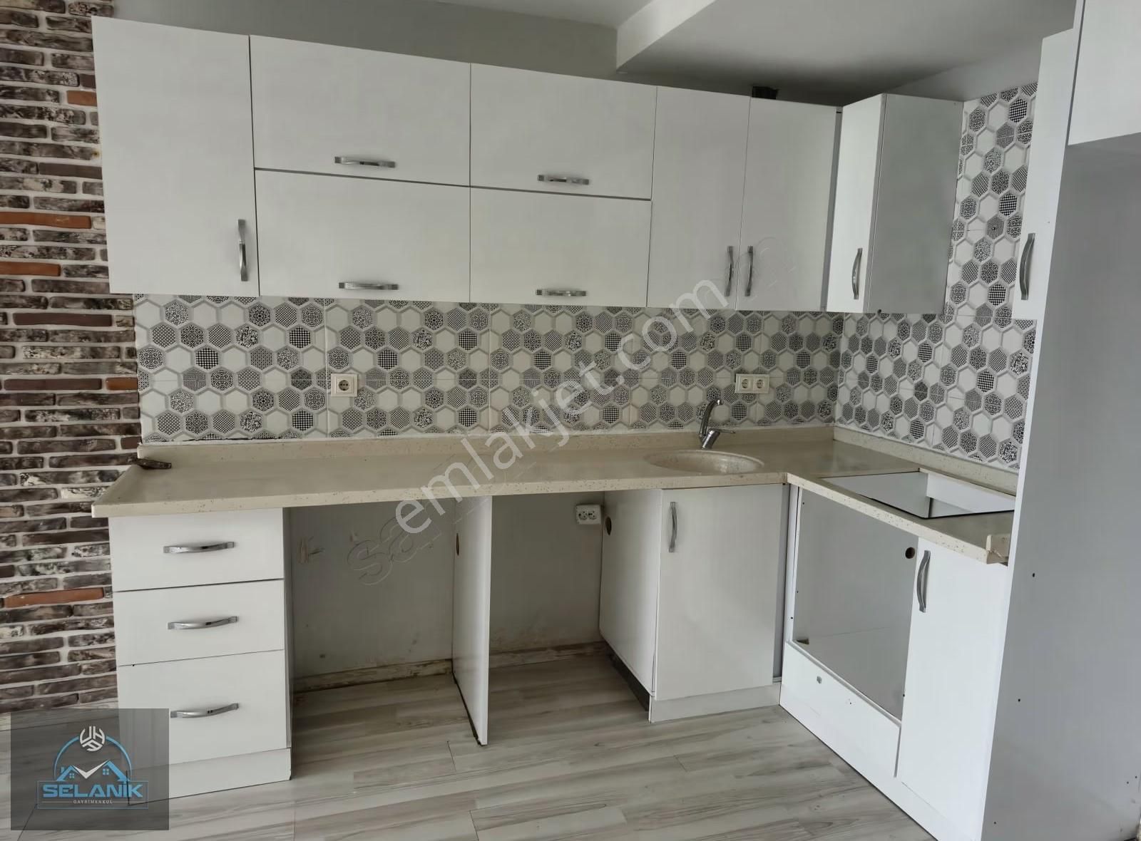 Karslılarda Yüzme Havuzlu Satılık Dubleks 2+1 Açık Mutfak Daire - Görsel 20