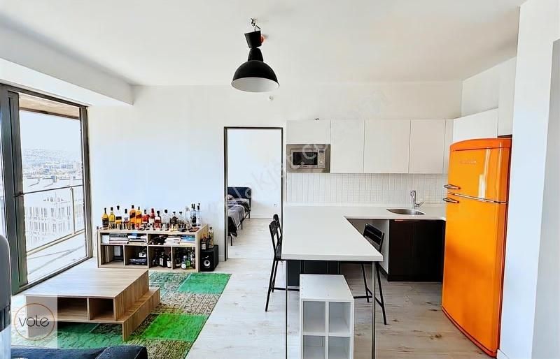 Ontan Bayraklı'da Kiralık 2+1 Lüks Daire