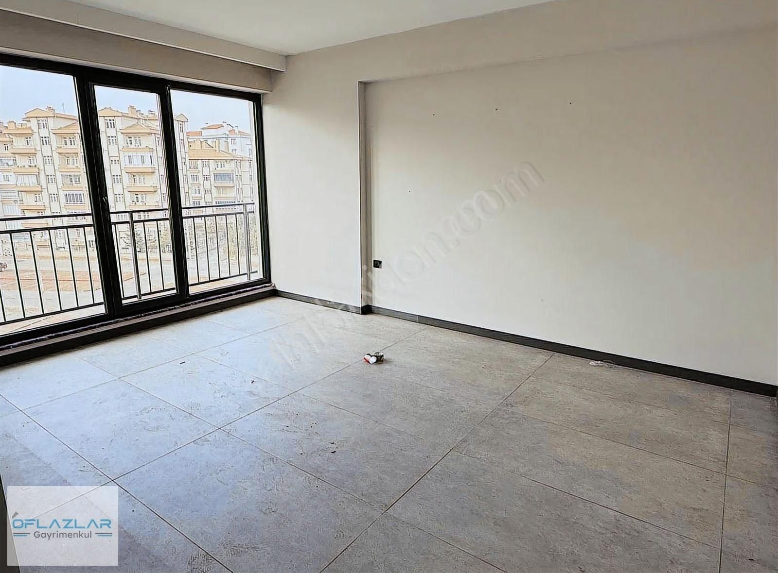 +1 Nükte Konutların Da Satılık Ara Kat 2,5+1 Site İçerisinde - Görsel 25