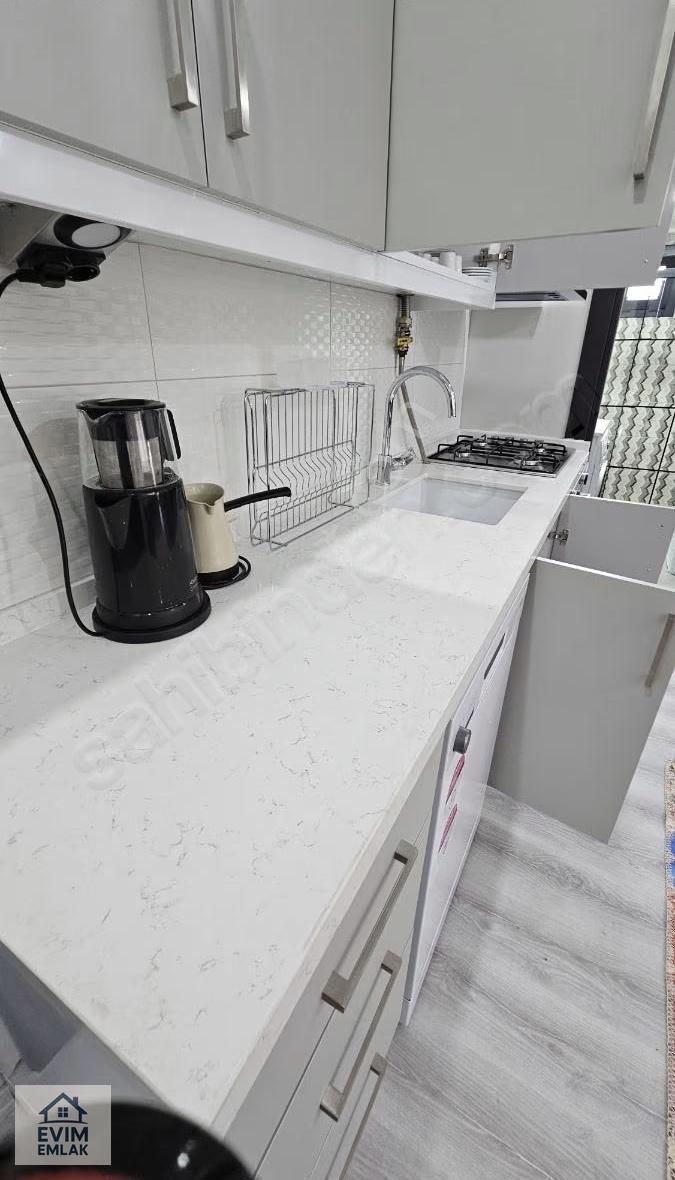 Aliağa Evim Emlaktan Merkezde Eşyalı Kiralık 1+1 - Görsel 29