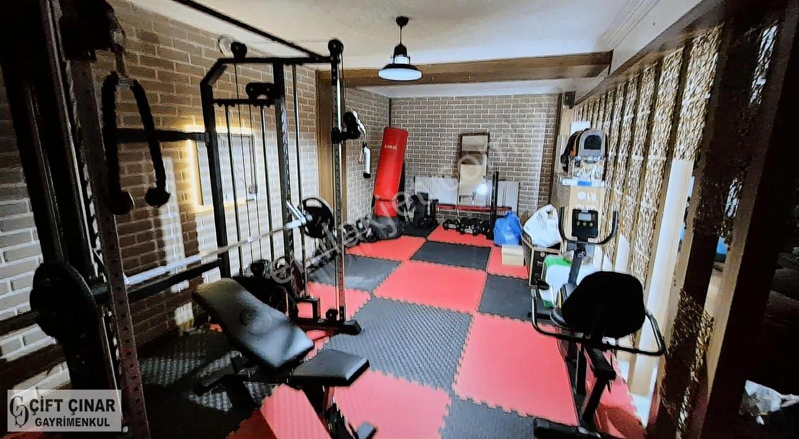 Güzelyurt Mah. Metya 2 Villalarında Köşe Konumda Tripleks - Görsel 13