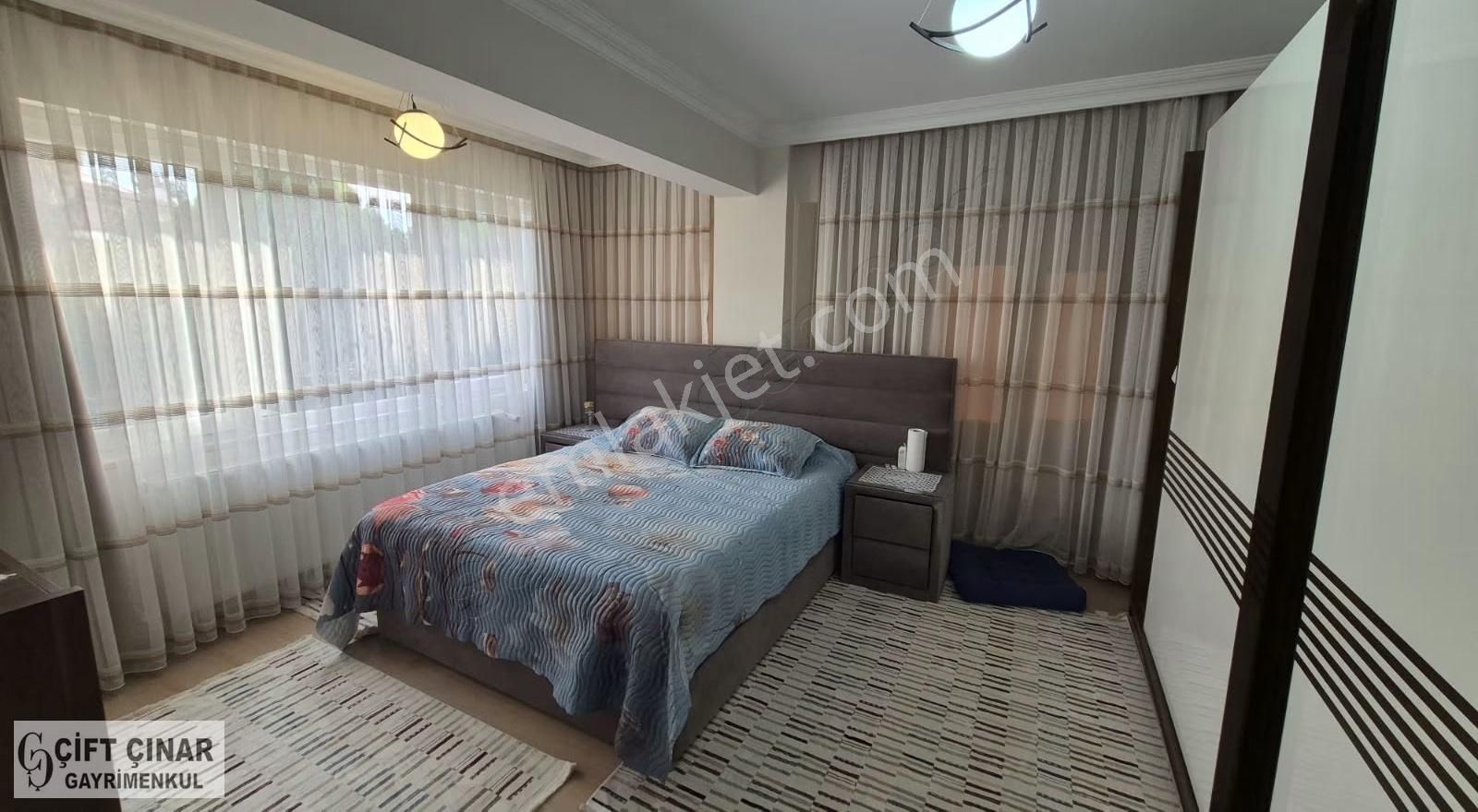 Güzelyurt Mah. Metya 2 Villalarında Köşe Konumda Tripleks - Görsel 15