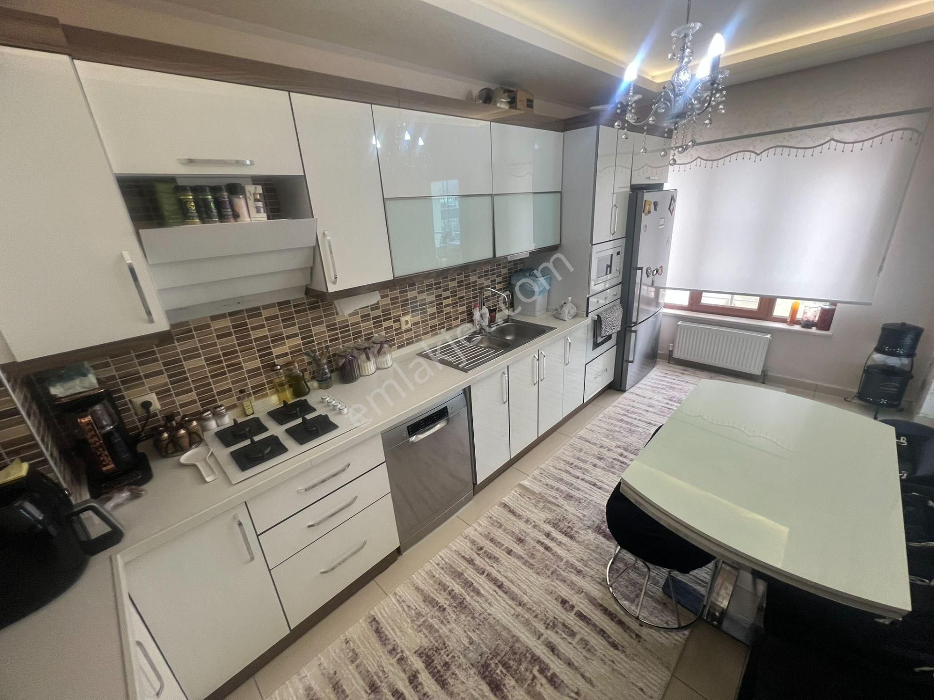 Etimesgut Ayyıldızda Satılık 3+1 Lüks Geniş Daire - Görsel 5