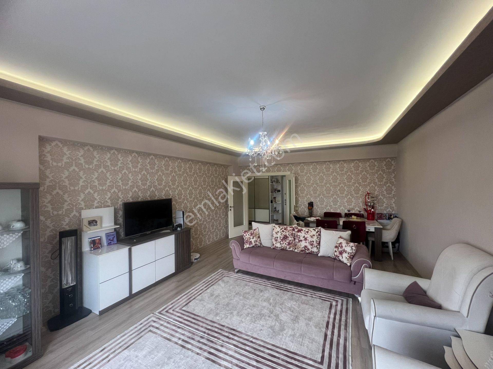 Etimesgut Ayyıldızda Satılık 3+1 Lüks Geniş Daire - Görsel 12