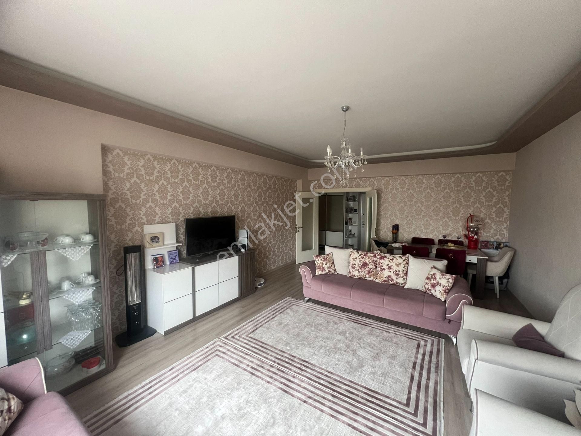 Etimesgut Ayyıldızda Satılık 3+1 Lüks Geniş Daire - Görsel 8