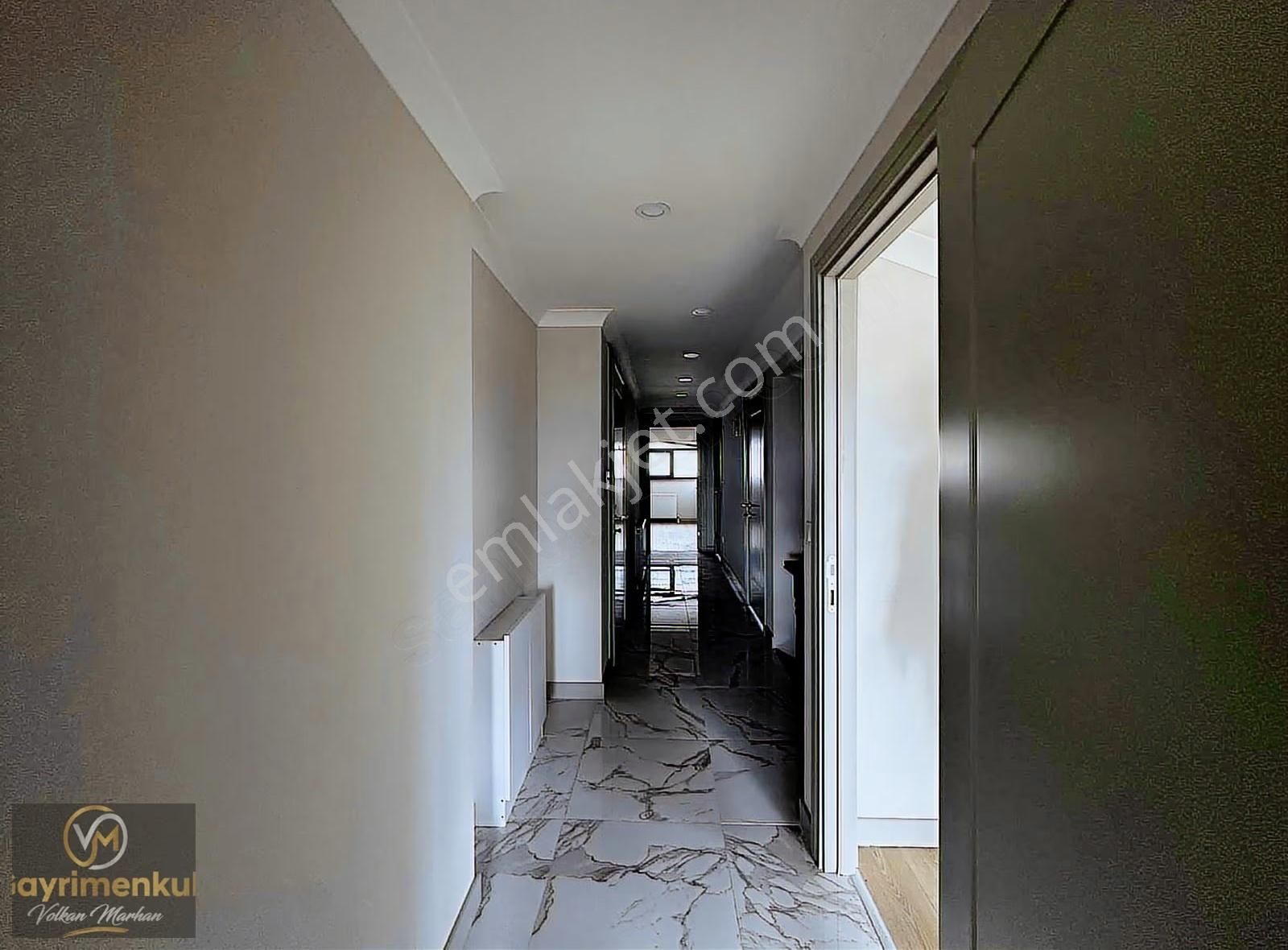 Bahçelievler Mahallesinde 4+2 | Çift Girişli 2 Kapalı Mutfaklı - Görsel 14